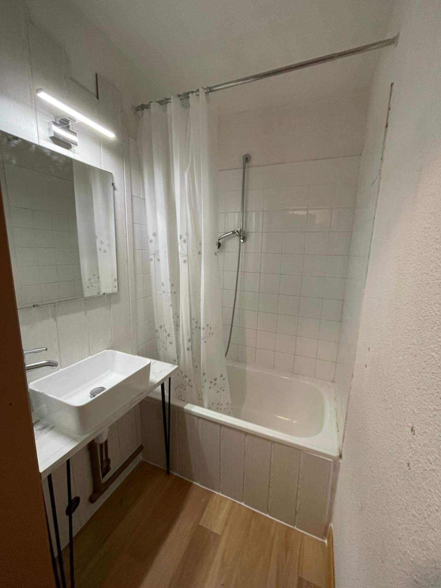 Studio Cabine Лез Англ Екстериор снимка